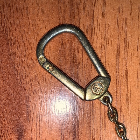 Authentic Louis Vuitton Epi Key Cles Coin Pouch - Picture 6 of 10